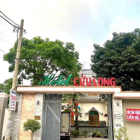 Hotel Khach San Tan Cuu Long à Binh Chanh Extérieur photo